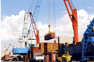 Hướng tới tăng trưởng vượt mức 7%