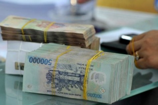 Giá dầu giảm có thể khiến ngân sách hụt thu 50.000 tỷ đồng