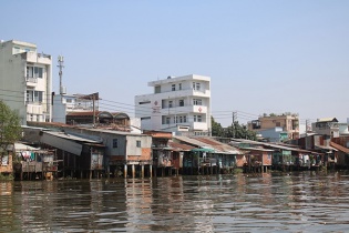 TP.HCM: Xử lý các công trình, nhà ở lấn chiếm sông rạch