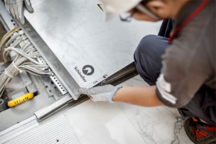 Tìm giải pháp nâng chuẩn an toàn cho ngành công nghiệp thang máy Việt Nam