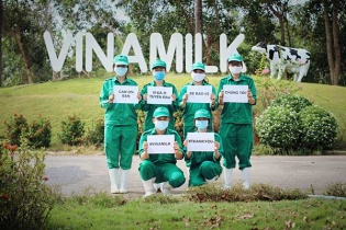Vinamilk ủng hộ gần 15 tỷ đồng tiếp sức cho các đơn vị tuyến đầu trên cả nước chống dịch COVID-19
