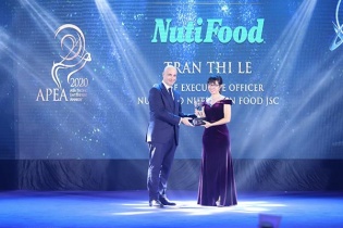 NutiFood lập “hat-trick” với 3 giải thưởng doanh nghiệp và lãnh đạo xuất sắc châu Á 