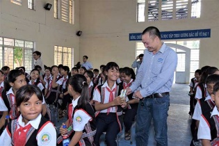 Quỹ sữa Vươn cao Việt Nam 2021 của Vinamilk có thêm 31.000 ly sữa từ cộng đồng