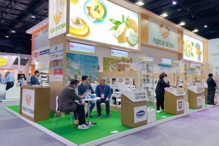 Vinamilk: Thận trọng với mục tiêu tăng doanh thu 7%/năm