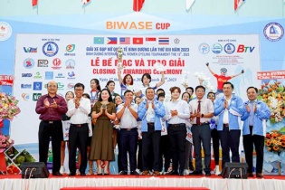 Đội nữ Biwase đoạt chức vô định Giải đua xe đạp nữ quốc tế Bình Dương-Cúp Biwase 2023