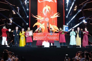 Coca-Cola khởi động Lễ hội chào đón năm mới 2025 với kỷ lục thế giới 