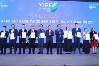 Vinh danh 10 Nhà phát triển bất động sản công nghiệp có chiến lược chuyển đổi xanh 2025