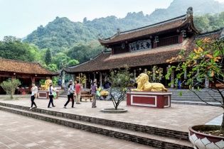 Kinh nghiệm đi lễ hội chùa Hương
