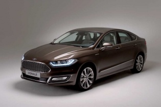 Ford Mondeo Vignale lộ diện tuyệt đẹp