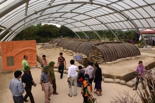 Kỷ niệm 61 năm chiến thắng Điện Biên Phủ