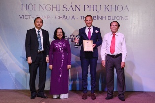 Friso đồng hành với Hội nghị sản phụ khoa Việt Pháp - Châu Á Thái Bình Dương