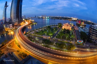 Sài Gòn lung linh về đêm