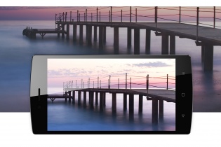 Bkav chính thức ra mắt "bom tấn" Bphone