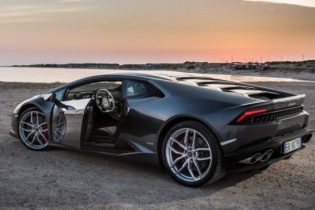 Lamborghini Huracan sẽ được trang bị động cơ tăng áp 2,5 lít