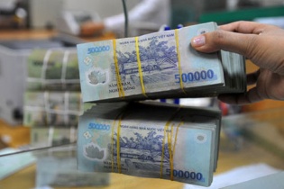 Mượn tên gói 30.000 tỷ, ngân hàng dụ khách vay thương mại