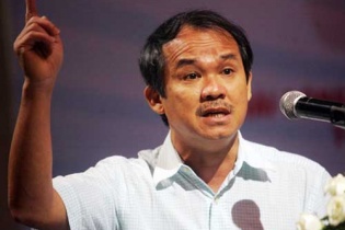  Bầu Đức bức xúc với tin đồn Hoàng Anh Gia Lai vỡ nợ
