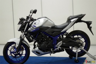 Yamaha MT-25 trình làng với giá 3.440 USD
