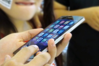 Bom tấn Bphone chờ "ngòi nổ" từ Google