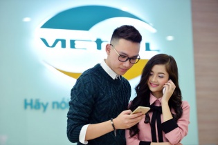 Viettel khuyến mại 50% giá trị thẻ nạp trong ngày 27 và 29/06
