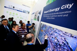 CAEXPO 12: Tâm điểm là thiết bị điện Trung Quốc