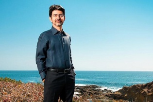 "Vua đấu giá" Pierre Omidyar và sự khởi đầu bất ngờ của eBay