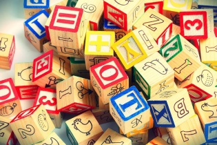 Alphabet - Mỗi chữ cái là một thế giới công nghệ