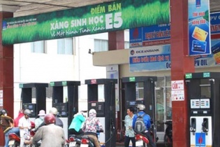 Hà Nội: 6,5% cửa hàng xăng dầu có bán xăng sinh học E5