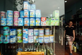 Hàng xách tay từ Nhật, EU tăng giá