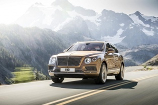 SUV siêu sang Bentley Bentayga lộ diện, vận tốc đạt tới 301 km/h