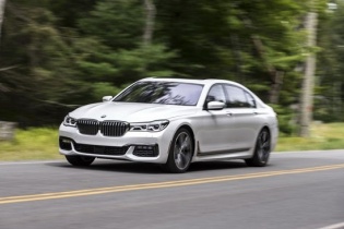 BMW 7-Series thế hệ mới có giá từ 81.300 USD tại Mỹ