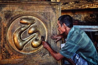 Về thăm làng nghề chạm bạc Đồng Xâm