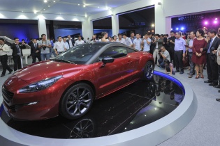 Trường Hải rầm rộ ra quân tại Triển lãm Ô tô Việt Nam 2015