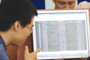 Nhiều công ty chứng khoán đang hẹp dần "đường sống"
