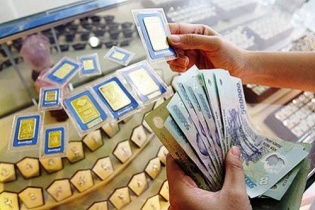 Ngày 30/10: Giá vàng giảm mạnh đầu ngày