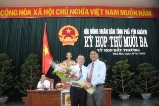 Phú Yên bầu bổ sung Chủ tịch và hai Phó Chủ tịch UBND tỉnh