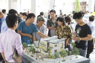 Nghèo thì lâu, giàu mấy chốc!