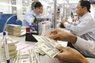 Quản lý ngoại hối với vốn đầu tư gián tiếp nước ngoài