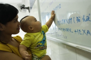 Vắc xin dịch vụ có thể khan hiếm kéo dài tới năm 2020