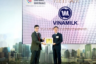 Vinamilk, HSC và PVFCCo được xướng tên tại Lễ trao giải Quản trị công ty khu vực ASEAN