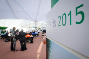 COP-21 thông qua dự thảo thỏa thuận khí hậu quan trọng