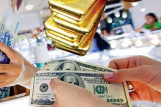Ngày 11/12: Giá vàng tụt dốc, giá USD tăng mạnh