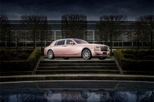 Rolls-Royce Sunrise Phantom trình làng với vẻ đẹp ngỡ ngàng