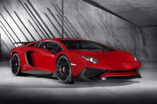 Siêu xe Lamborghini Centenario chưa trình làng đã cháy hàng