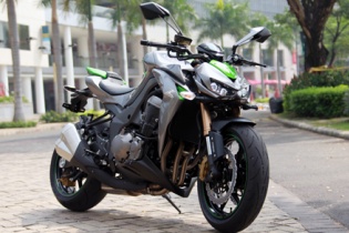 Kawasaki Z1000 ồ ạt về Việt Nam
