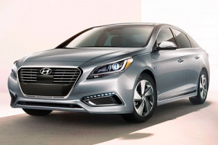 Top 10 mẫu hybrid có giá mềm nhất thế giới hiện nay