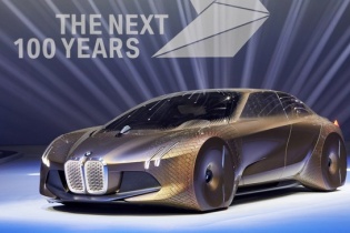 Tầm nhìn 1 thế kỷ từ BMW Vision Next 100 concept