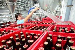 Doanh nghiệp ngành bia lo thuế cao, dọa tăng giá