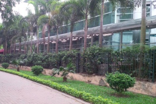 Chủ tịch Nguyễn Đức Chung yêu cầu kiểm tra thông tin lấn chiếm công viên hồ Thành Công