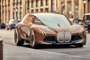 Xe ý tưởng BMW Vision Next 100 lăn bánh đến châu Á