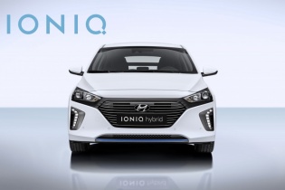 Hyundai Ioniq cập bến Đông Nam Á với 3 tùy chọn hệ dẫn động khác nhau
